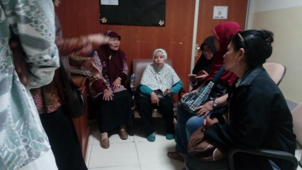 CIUMAN TERAKHIR YUSRIADI DI PERUT SANG ISTRI