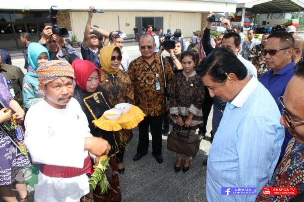 Fadel Muhammad Jamin Pembangunan Kilang Minyak di Bontang