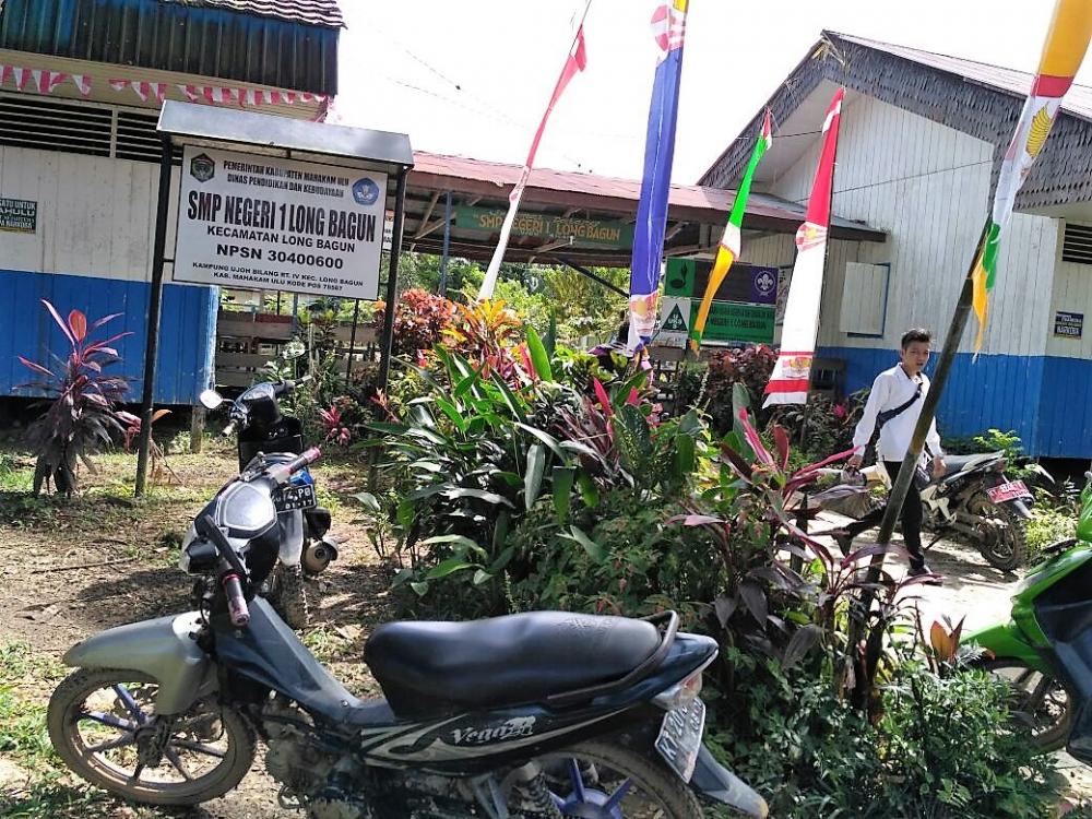 Minim Pengamanan, Halaman Sekolah Diduga Jadi Sarang Konsumsi Miras dan Mesum