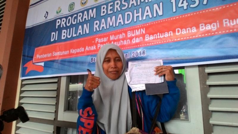 PASAR MURAH BUMN DISAMBUT ANTUSIAS WARGA