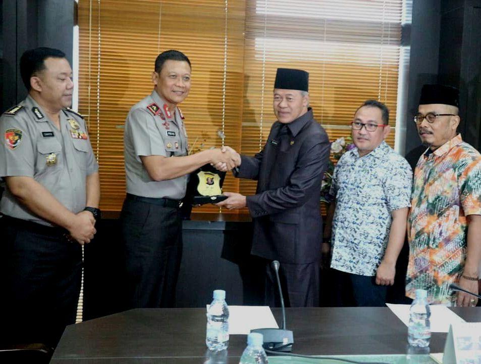 Dewan Terima Kunjungan Kapolda Baru Kaltim