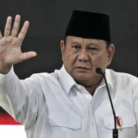 Prabowo Curigai Asing di Balik Karhutla Kalimantan-Sumatera 