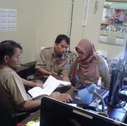 ANDA MAU CETAK KTP? BAIKNYA DUA HARI INI DITUNDA DULU
